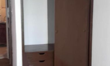 DEPTO DE DOS AMBIENTES EN EXCELENTE ESTADO