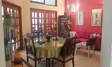 casa en venta en la riviera. Cod V100558