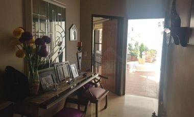 casa en venta en la riviera. Cod V100558