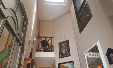 casa en venta en la riviera. Cod V100558