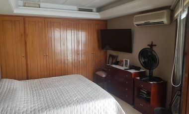 casa en venta en la riviera. Cod V100558