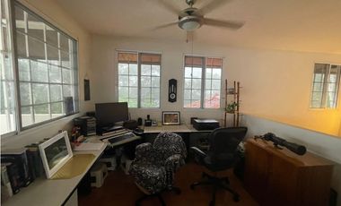 CASA EN VENTA EN LA MONTAÑA DE TRES PISOS,  2500M2, EN ALTOS DEL MARIA