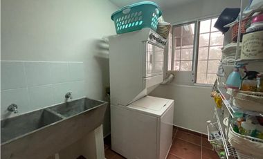 CASA EN VENTA EN LA MONTAÑA DE TRES PISOS,  2500M2, EN ALTOS DEL MARIA