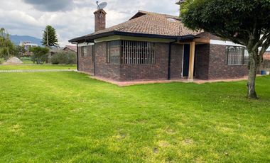 CASA CAMPESTRE EN RENTA CAJICA CANELON. Cod A6367