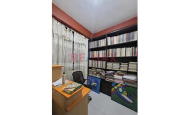 💰🏠 ¡Gran Oportunidad! Casa De 3 Pisos Con 16 Habitaciones En Venta En Corazon Comercial De Sullana 🔥