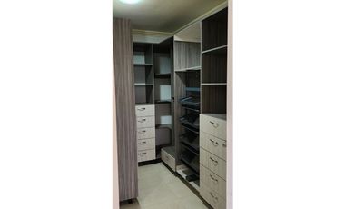 VENTA DE CASA EN CRYSTAL SPRING CONDADO DEL REY 250m2