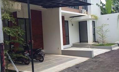 Rumah Murah, Strategis Dan Siap Huni Di Aseleh Jagakarsa