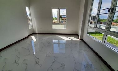New Build Homes For Sale back up to the Ping River -Chiangmai