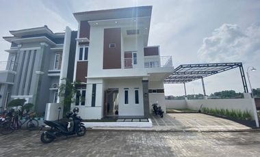 Jual Rumah 2 Lantai Murah di Dekat Stasiun Klaten