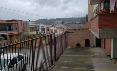 Edificio Comercial - Ricaurte