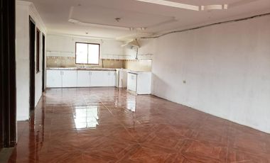 Edificio Comercial - Ricaurte