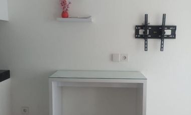 Dijual/Disewakan Apartemen Serpong Garden Cisauk Tangerang Selatan Studio Tower Belarossa Lantai 17 Fully Furnished