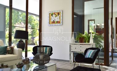 Casa en venta de 7 dorm. Mas servicios en Chicureo Poniente
