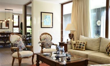 Casa en venta de 7 dorm. Mas servicios en Chicureo Poniente