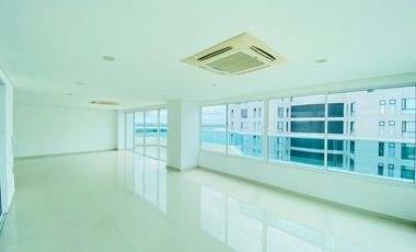 apartamento en arriendo en cielo mar. Cod A90623