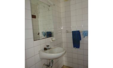 Excelente galpón con cámaras de frio en Distrito Ie