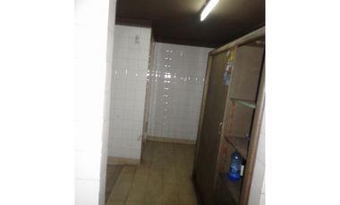 Excelente galpón con cámaras de frio en Distrito Ie