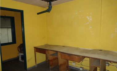 Excelente galpón con cámaras de frio en Distrito Ie