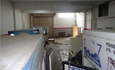Excelente galpón con cámaras de frio en Distrito Ie