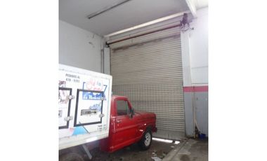 Excelente galpón con cámaras de frio en Distrito Ie