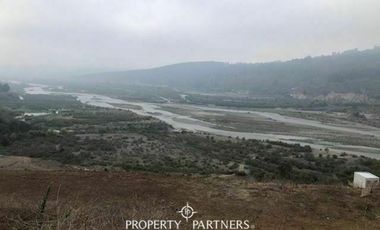 Linda casa en parcela 5.000 mts, con espectacular vista a río Maipo