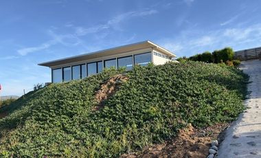 Linda casa en parcela 5.000 mts, con espectacular vista a río Maipo