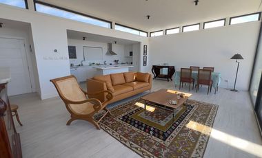 Linda casa en parcela 5.000 mts, con espectacular vista a río Maipo