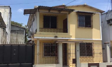 Casa en Barrio Centenario