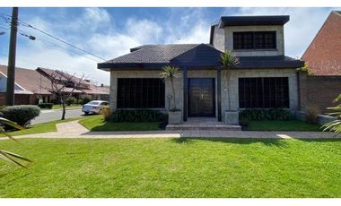 Venta Chalet 5 Ambientes, Divino Rostro, Mar del Plata