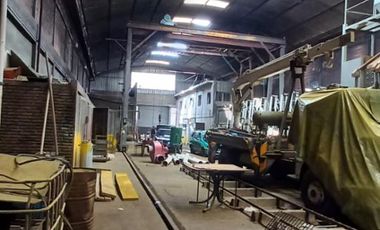 VENTA NAVE INDUSTRIAL DE 17 X 50 MTRS SOBRE AV. NICOLAS AVELLANEDA,