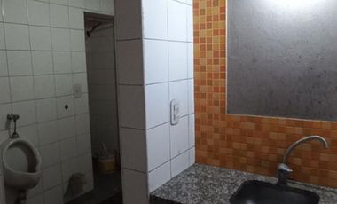 VENTA NAVE INDUSTRIAL DE 17 X 50 MTRS SOBRE AV. NICOLAS AVELLANEDA,
