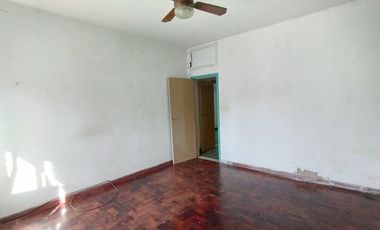 Casa PH en venta en Quilmes Este