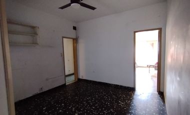 Casa PH en venta en Quilmes Este