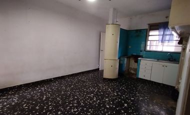 Casa PH en venta en Quilmes Este