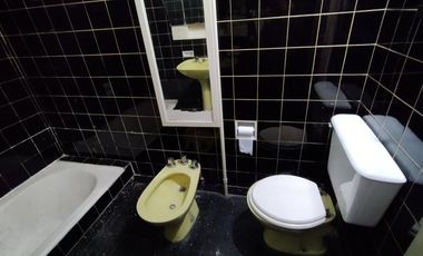 Casa PH en venta en Quilmes Este