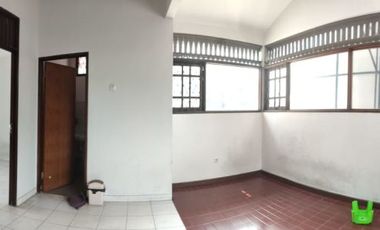 DISEWAKAN TEMPAT USAHA EX CAFE (Siap Huni) DI JL.BINTARO UTAMA TANGERANG SELATAN