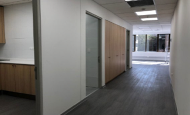 Oficina en Arriendo en Edificio Fidel Oteiza