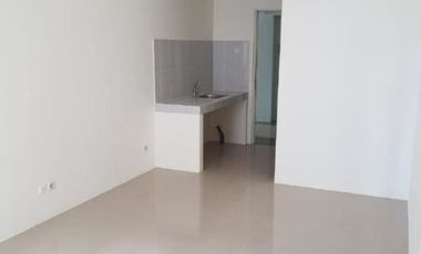 Apartment BaleHinggil Lantai 3 ( lantai pool ) Hadap Timur