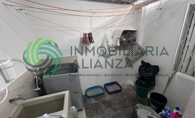 casa en venta en san francisco de la cuesta. Cod V61780