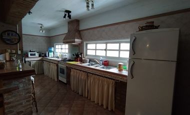 Casa en venta en Country Las Lajas - Ideal dos Familias