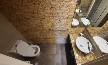 Gran Chalet reciclado de nueve ambientes - Divino Rostro - Mar del Plata