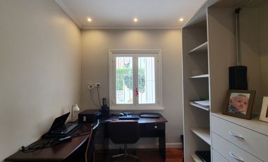 Gran Chalet reciclado de nueve ambientes - Divino Rostro - Mar del Plata