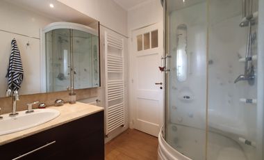 Gran Chalet reciclado de nueve ambientes - Divino Rostro - Mar del Plata