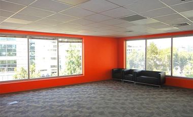 Oficina en Arriendo en Luis Pasteur / Vitacura
