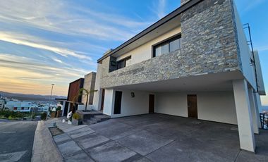 La Loma golf $11 MDP: Casa en venta campo de golf | San Luis Potosí