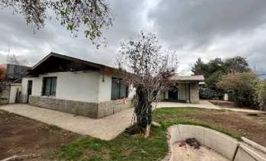 Local comercial en arriendo en VITACURA