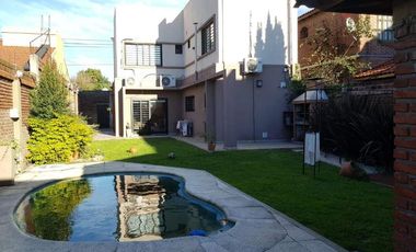 Casa en venta en Quilmes Oeste
