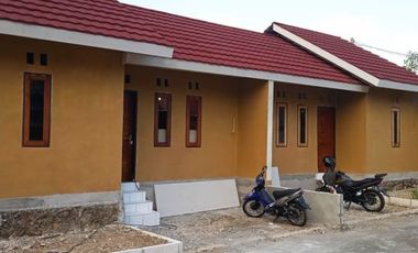 Rumah minimalis desain request dekat Polres Kulonprogo