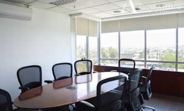 Oficina en Arriendo en Av el Salto 4001