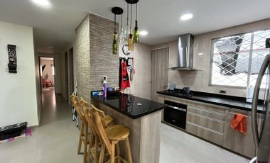 casa en arriendo en paraíso. Cod A106265